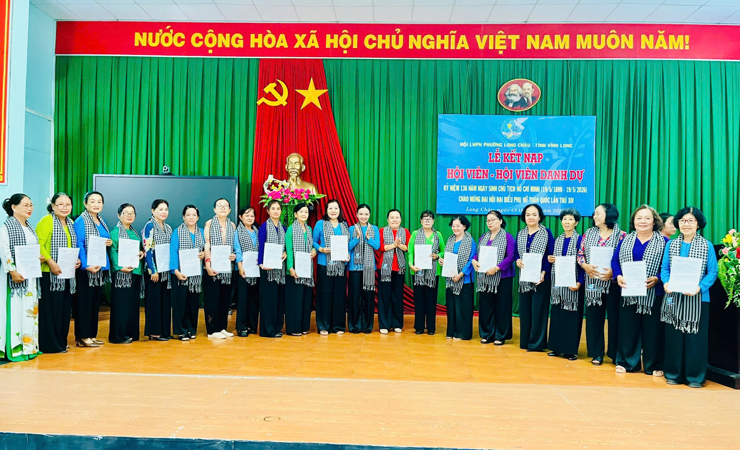 Phụ nữ Long Châu sôi nổi hoạt động chào mừng kỷ niệm 136 năm Ngày sinh Chủ tịch Hồ Chí Minh (19/5/1890 – 19/5/2026) và hướng tới chào mừng Đại hội đại biểu Phụ nữ toàn quốc